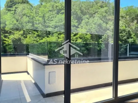 Rent, three bedroom apartment, 360m², Savski Venac, Beograd - image 15
