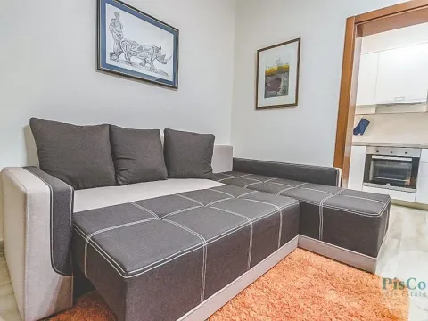 Izdavanje, jednosoban stan, 60m², Kotor, Crna Gora - image 2