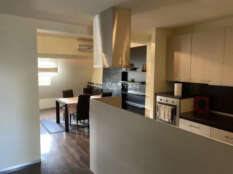 Izdavanje, trosoban stan, 92m², Stari Grad, Beograd - image 4