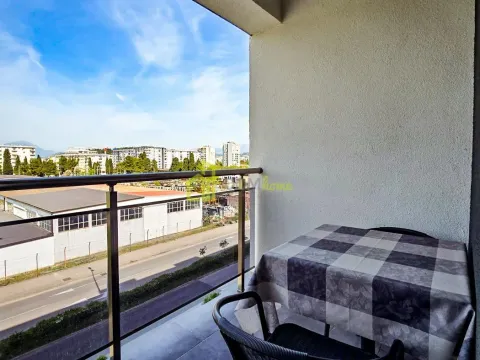 Izdavanje, jednosoban stan, 47m², Tuški Put, Podgorica - image 10