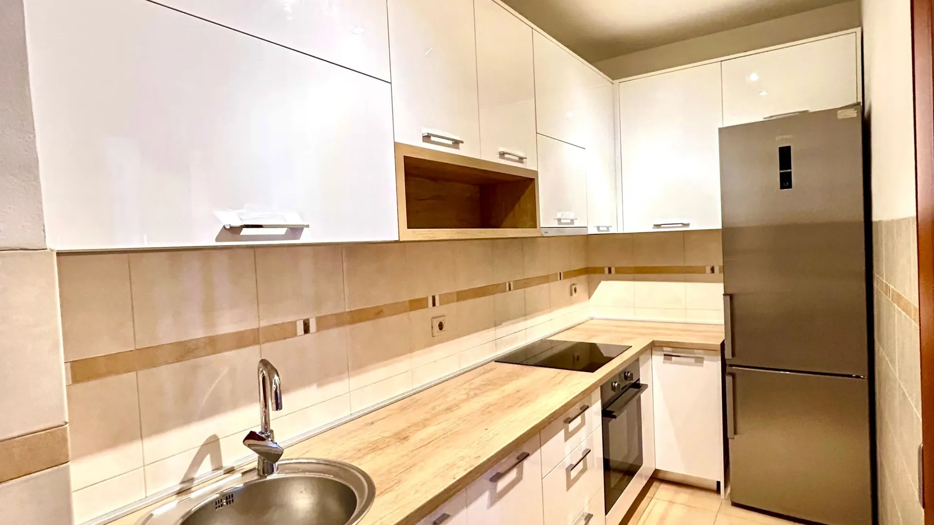 Izdavanje, dvosoban stan, 55m², Preko Morače, Podgorica