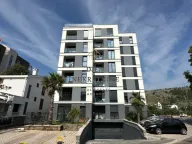 Izdavanje, jednosoban stan, 45m², Zagorič, Podgorica