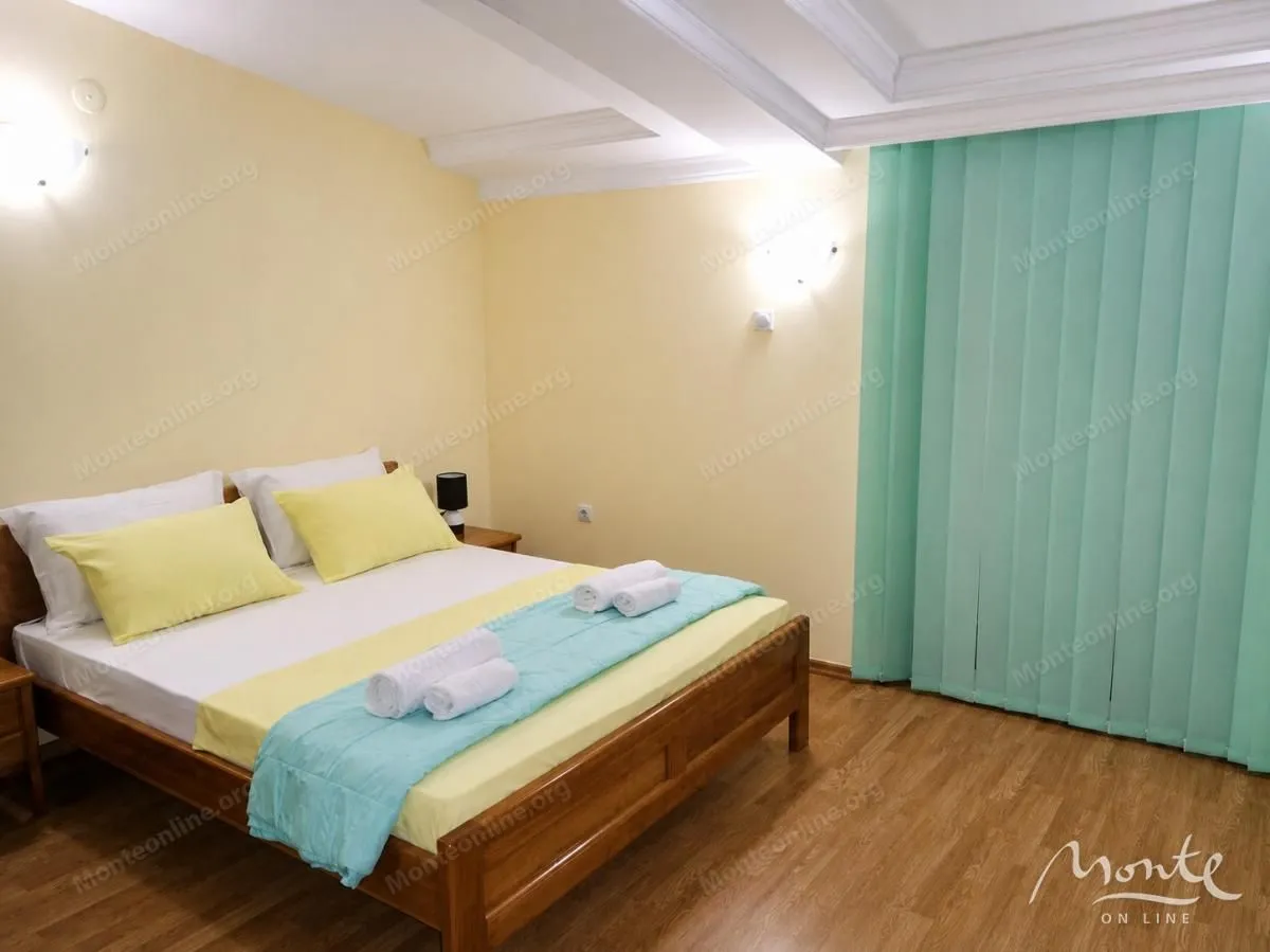 Sale, house, 250m², Dobra Voda, Bar