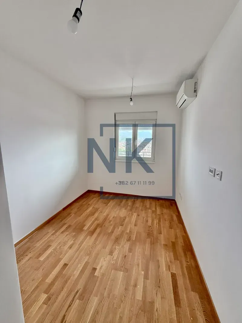 Prodaja, trosoban stan, 106m², Stari Aerodrom, Podgorica