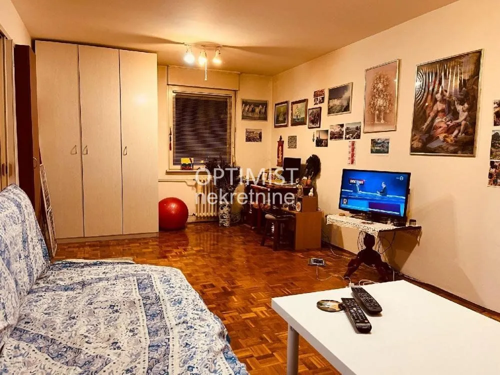 Sale, three bedroom apartment, 101m², Žarkovo, Beograd
