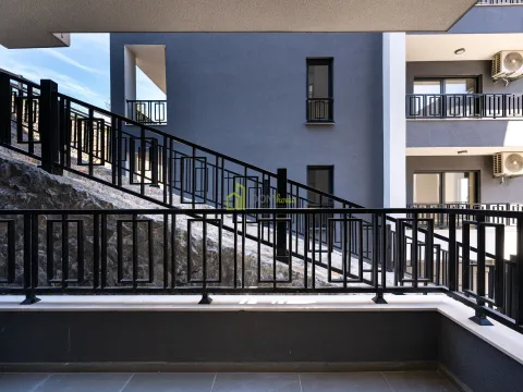 Prodaja, garsonjera, 36m², Donja Gorica, Podgorica - image 9