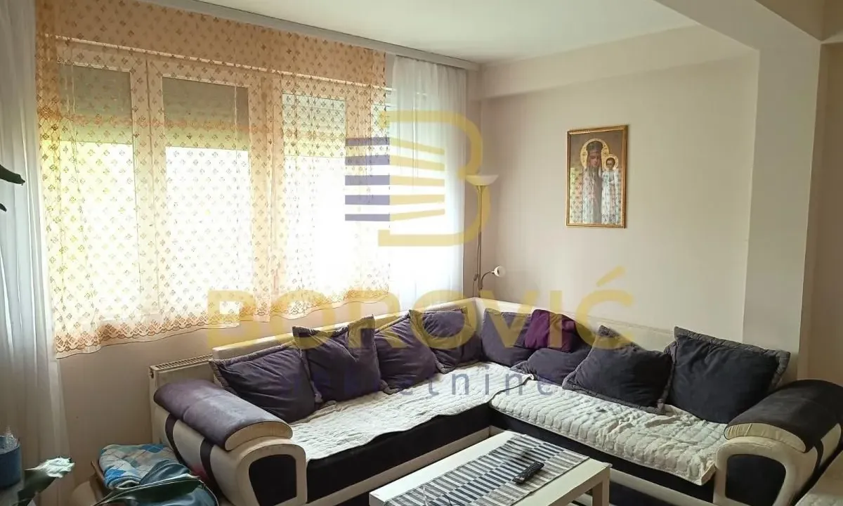 Prodaja, četvorosoban stan, 96m², Labudovo Brdo, Beograd