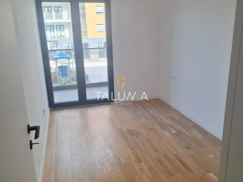 Rent, two bedroom apartment, 65m², Stari Aerodrom, Podgorica - image 3