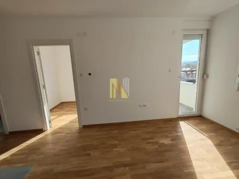 Sale, two bedroom apartment, 38m², Telep, Novi Sad Sve Podlokacije - image 8