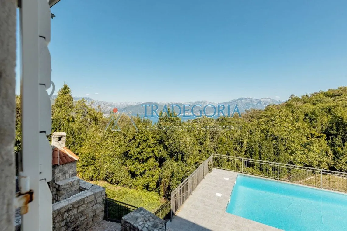 Prodaja, kuća, 176m², Krimovica, Kotor