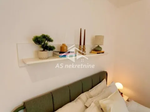 Rent, two bedroom apartment, 53m², Stari Grad, Beograd - image 9