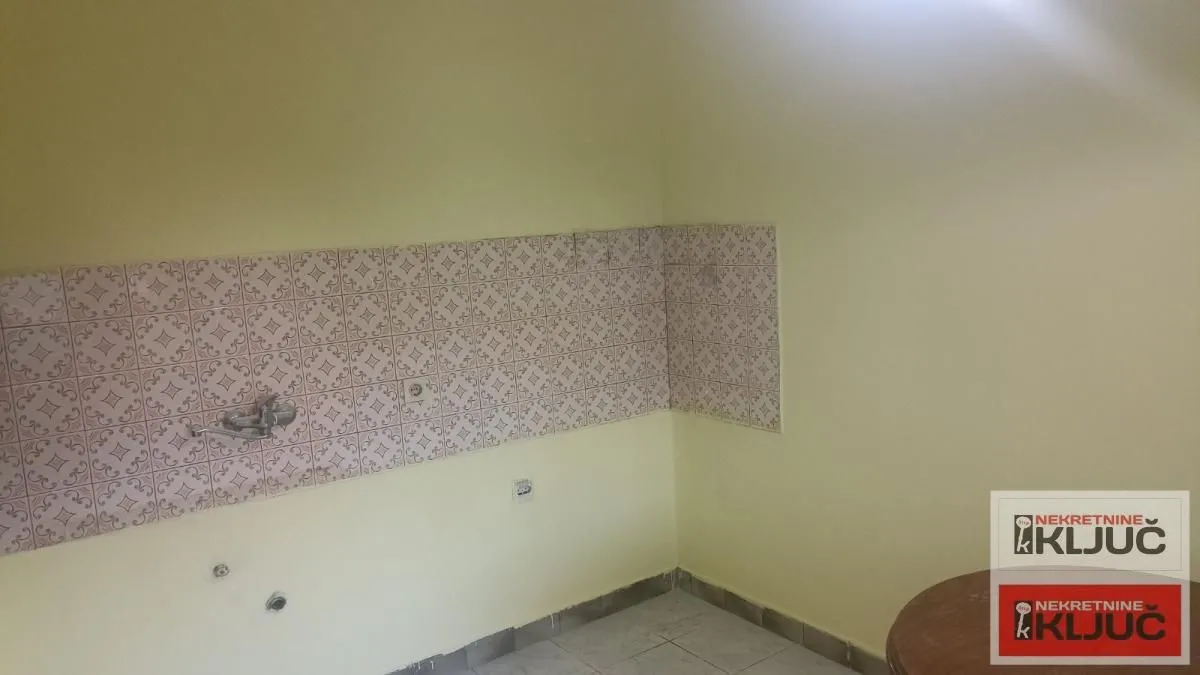Prodaja, kuća, 148m², Futog, Novi Sad Sve Podlokacije