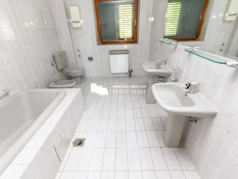 Prodaja, kuća, 590m², Herceg Novi, Crna Gora - image 8