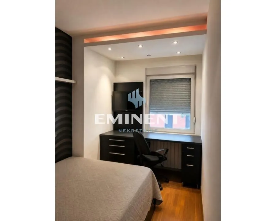 Rent, apartment, 45m², Đeram Pijaca, Beograd