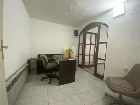Izdavanje, poslovni prostor, 97m², Petrovaradin, Novi Sad - image 7