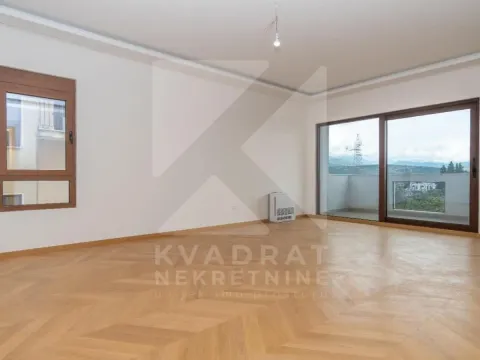 Prodaja, trosoban stan, 142m2, Gorica C, Podgorica