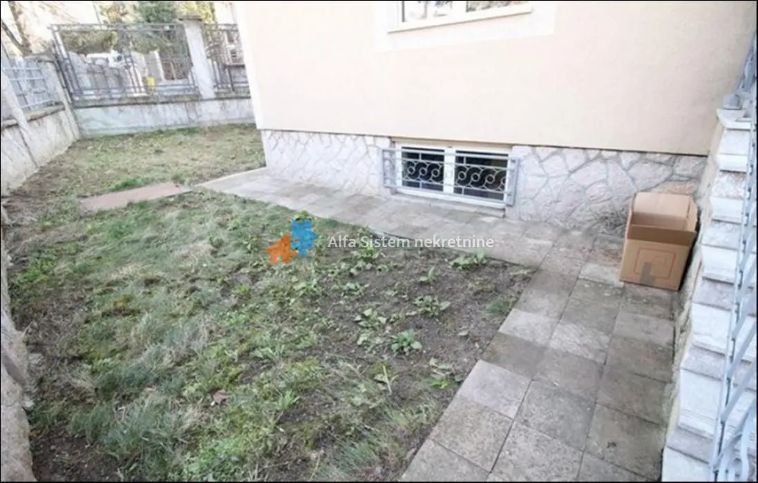 Izdavanje, kuća, 600m², Savski Venac, Beograd