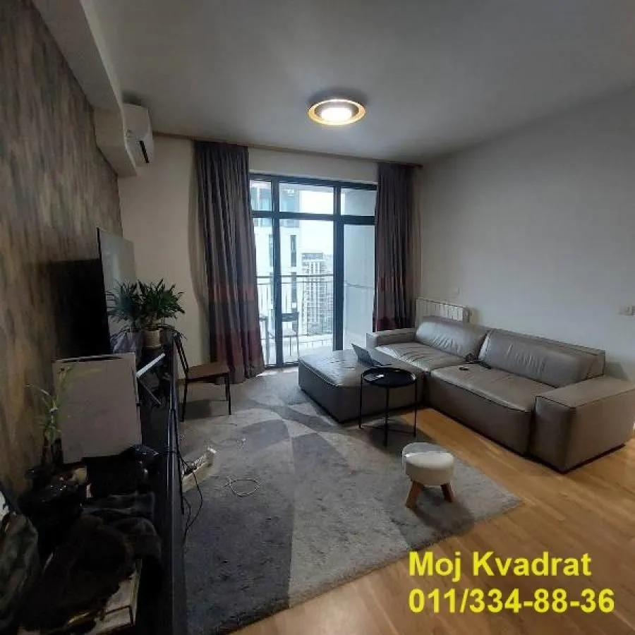Izdavanje, dvosoban stan, 57m², Savski Venac, Beograd