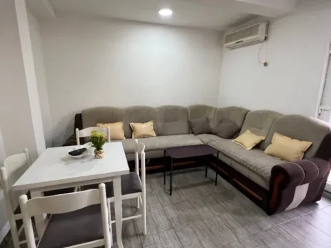 Izdavanje, jednosoban stan, 40m², Šušanj, Bar - image 3