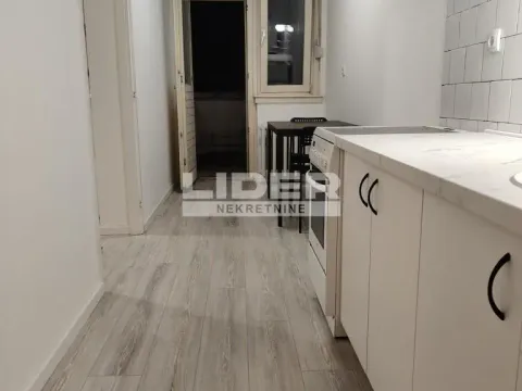 Prodaja, jednosoban stan, 39m², Zvezdara Sve Podlokacije, Beograd - image 13