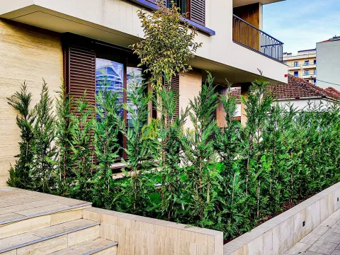 Izdavanje, trosoban stan, 140m², Centar, Podgorica - image 7