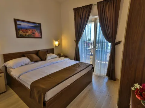 Sale, house, 225m², Reževići, Budva - image 19