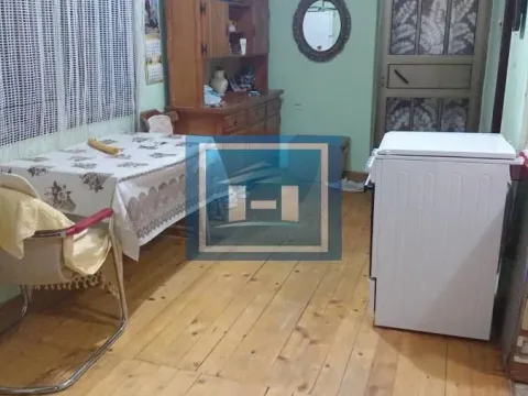 Izdavanje, kuća, 50m², Centar, Jagodina