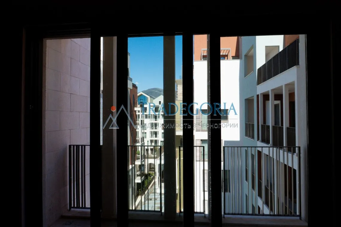 Prodaja, jednosoban stan, 56m², Tivat, Crna Gora