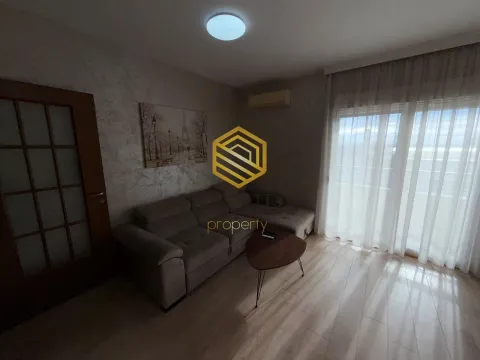 Izdavanje, dvosoban stan, 75m², City Kvart, Podgorica - image 3