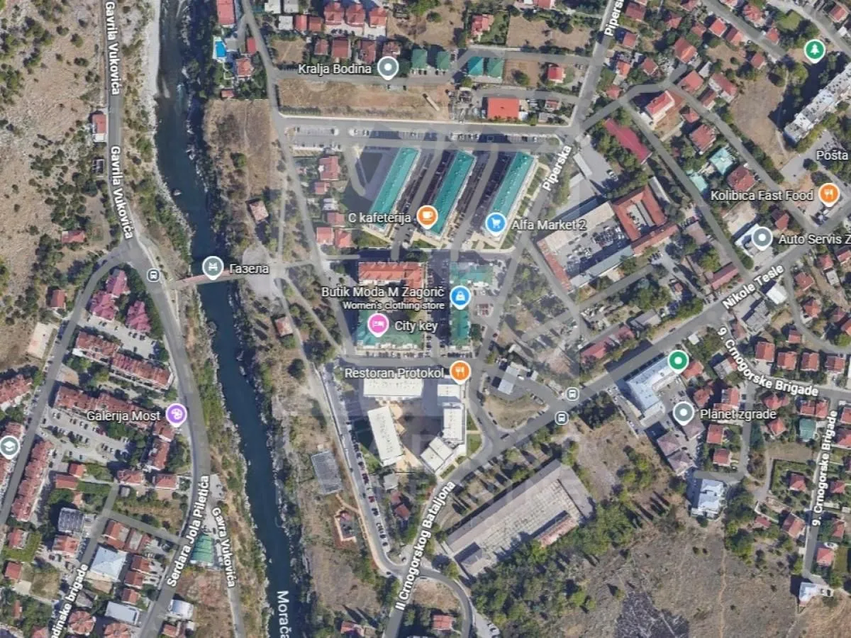 Izdavanje, dvosoban stan, 62m², City Kej, Podgorica