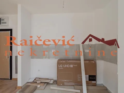 Sale, three bedroom apartment, 69m², Trošarina, Voždovac Sve Podlokacije - image 6