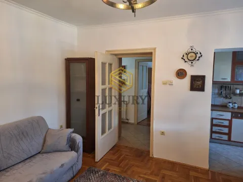 Izdavanje, dvosoban stan, 68m², Centar, Podgorica - image 7
