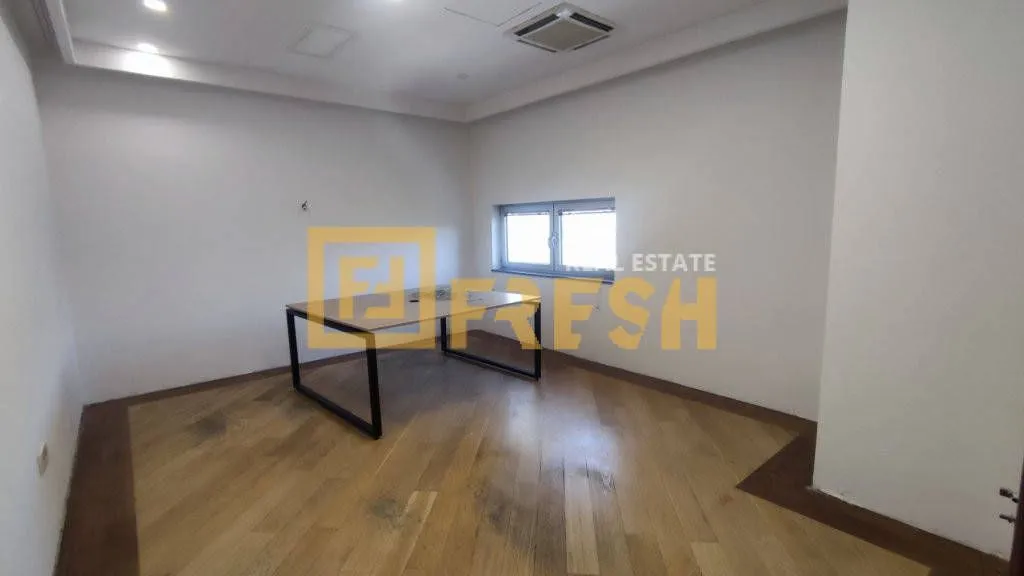 Rent, office space, 160m², Preko Morače, Podgorica