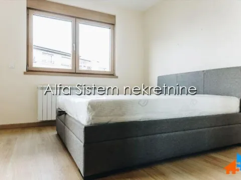 Izdavanje, trosoban stan, 68m², Crveni Krst, Beograd - image 14
