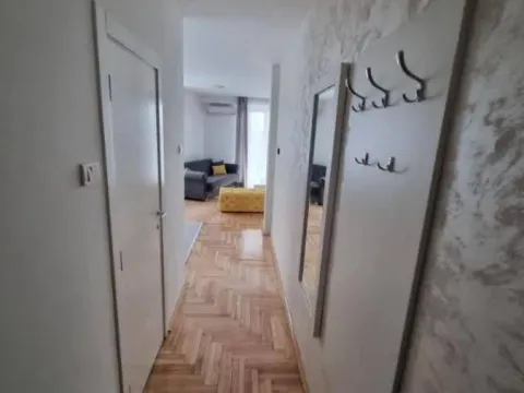 Izdavanje, jednosoban stan, 55m², Grbavica, Novi Sad Sve Podlokacije - image 14