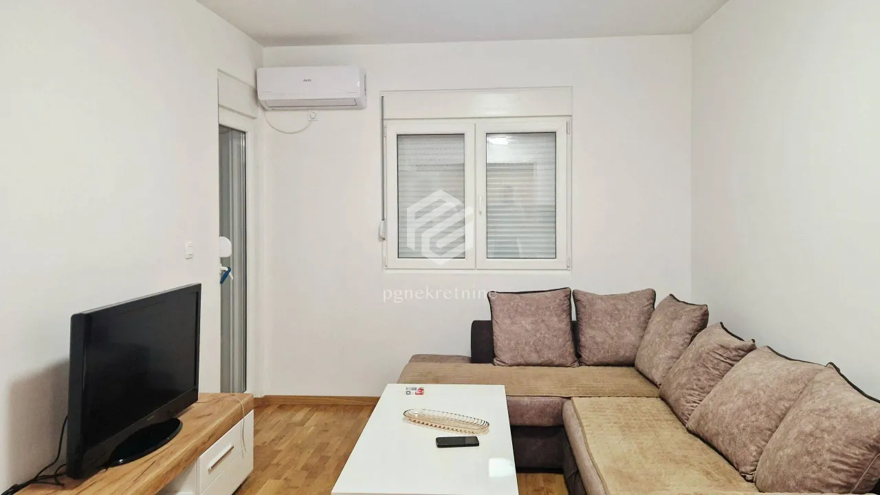 Rent, one bedroom apartment, 43m², Stari Aerodrom, Podgorica