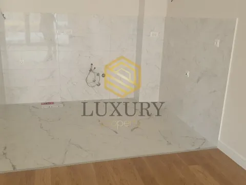 Rent, two bedroom apartment, 84m², Kod Capital Plaze, Podgorica - image 9