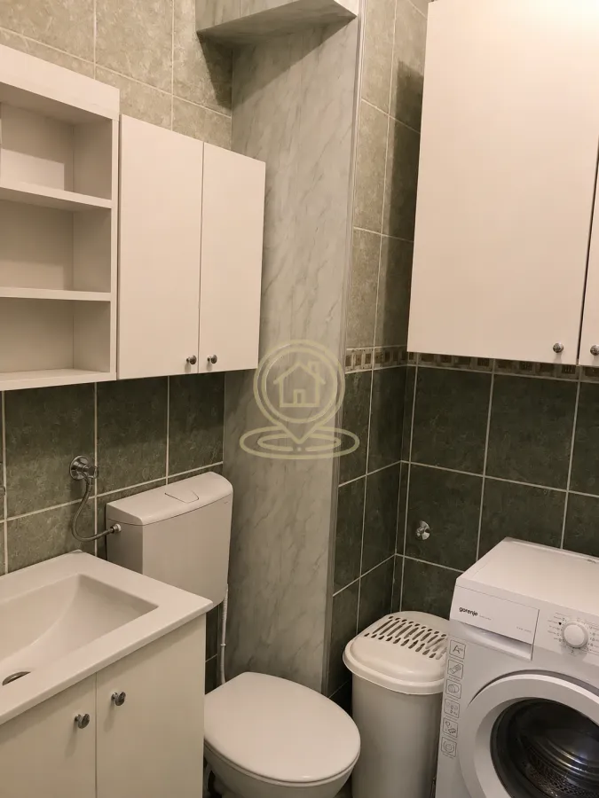 Izdavanje, dvosoban stan, 45m², Sajmište, Novi Sad