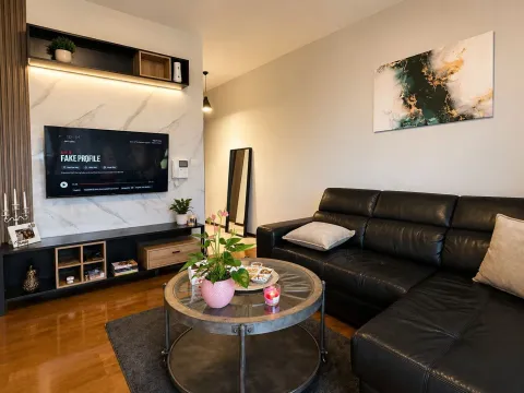 Rent, one bedroom apartment, 48m², Budva, Crna Gora - image 2