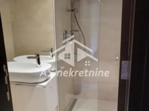Izdavanje, četvorosoban stan, 160m², Vračar Hram, Vračar Sve Podlokacije - image 20