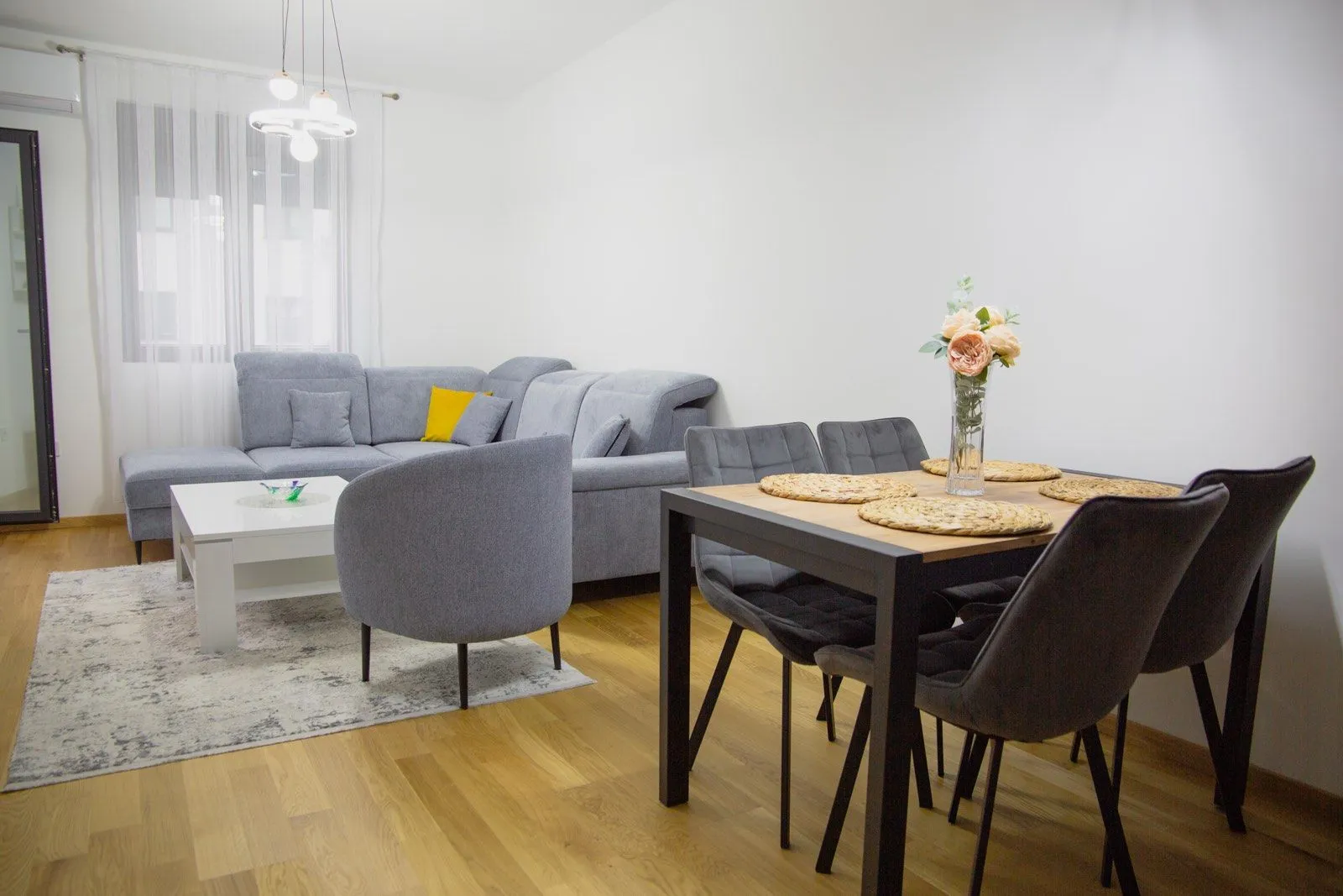 Izdavanje, stan, 49m², City Kvart, Podgorica