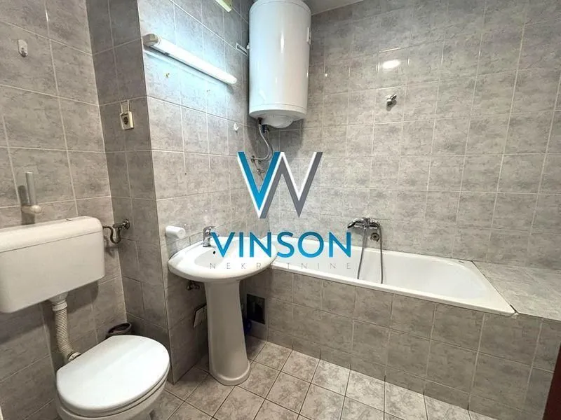 Rent, office space, 41m², Socijalno, Novi Sad Sve Podlokacije