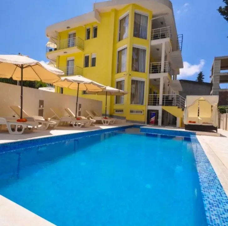 Prodaja, kuća, 450m², Bar, Crna Gora