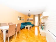 Izdavanje, dvosoban stan, 75m², Pobrežje, Podgorica - image 2