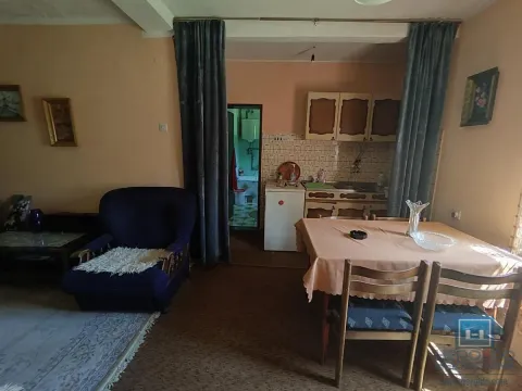 Prodaja, kuća, 100m², Lovci, Jagodina - image 13