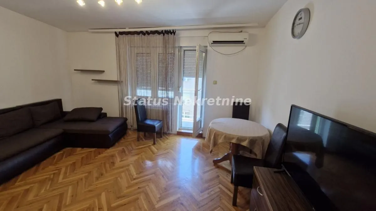Izdavanje, dvosoban stan, 55m², Grbavica, Novi Sad Sve Podlokacije