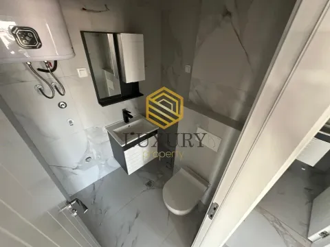 Prodaja, trosoban stan, 66m², Central Point, Podgorica - image 15