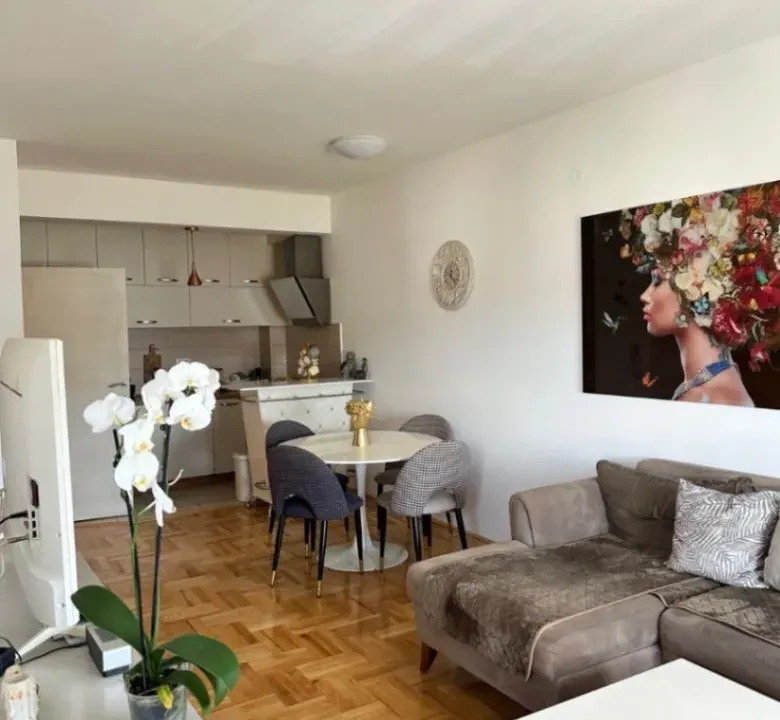 Prodaja, jednosoban stan, 49m², Ljubović, Podgorica