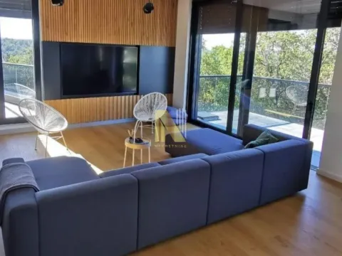 Prodaja, četvorosoban stan, 184m², Savski Venac, Beograd - image 2