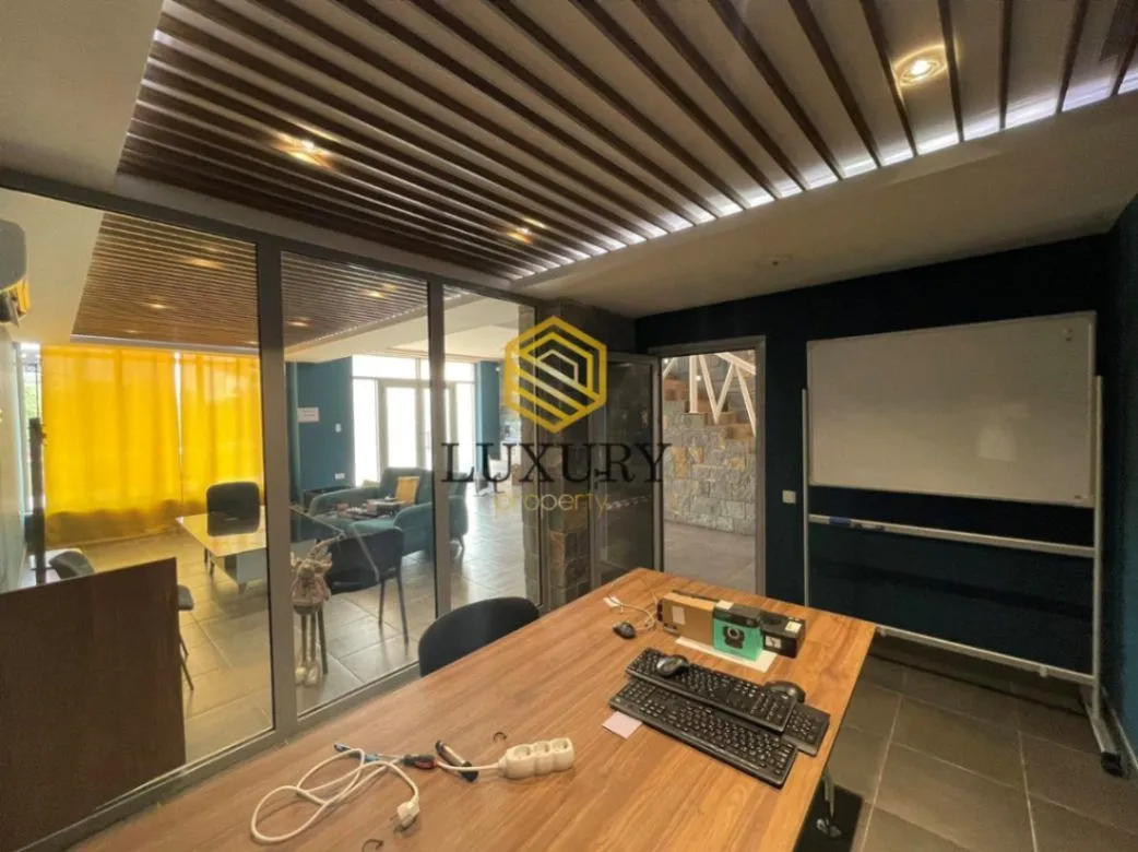 Rent, office space, 180m², Kod Big Fashion-a, Podgorica